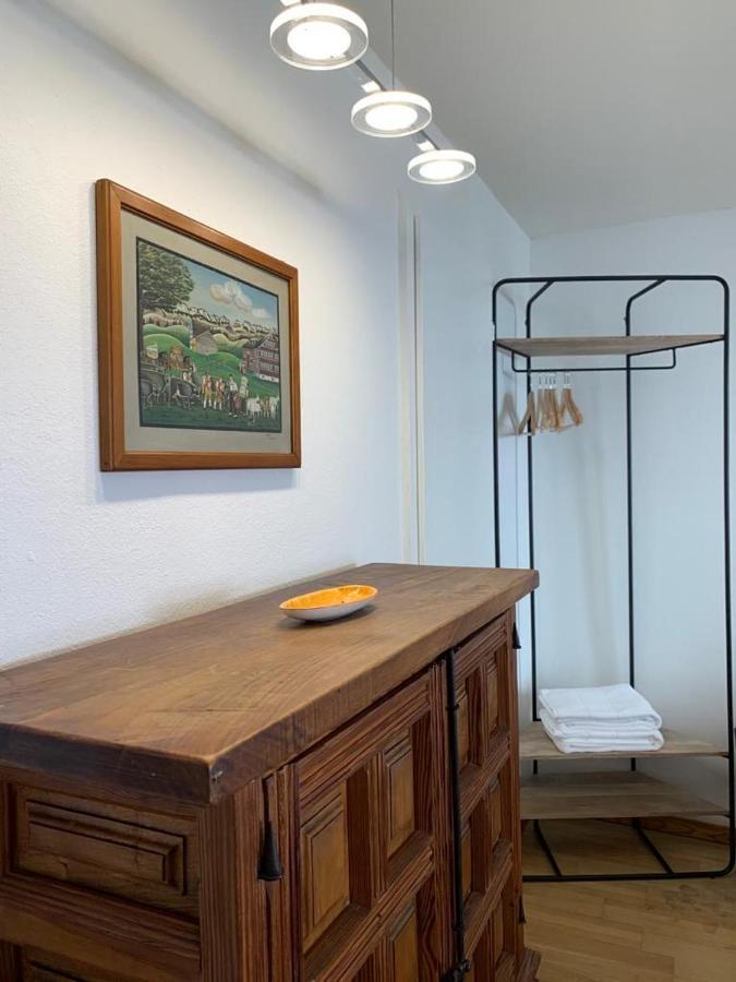 Old Town Charm & Central Location In Rapperswil Esterno foto